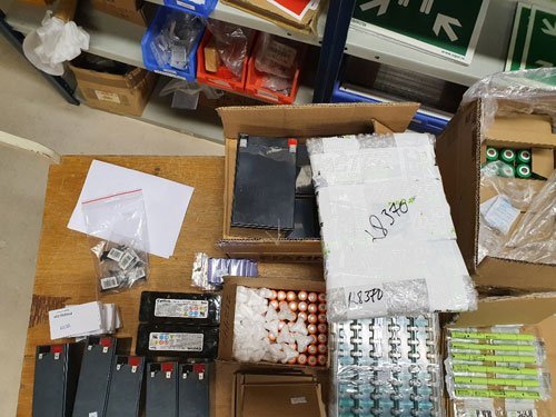 Pakkarafhlöðusending