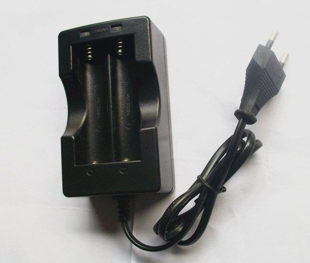 18650 Li-on hleðslutæki